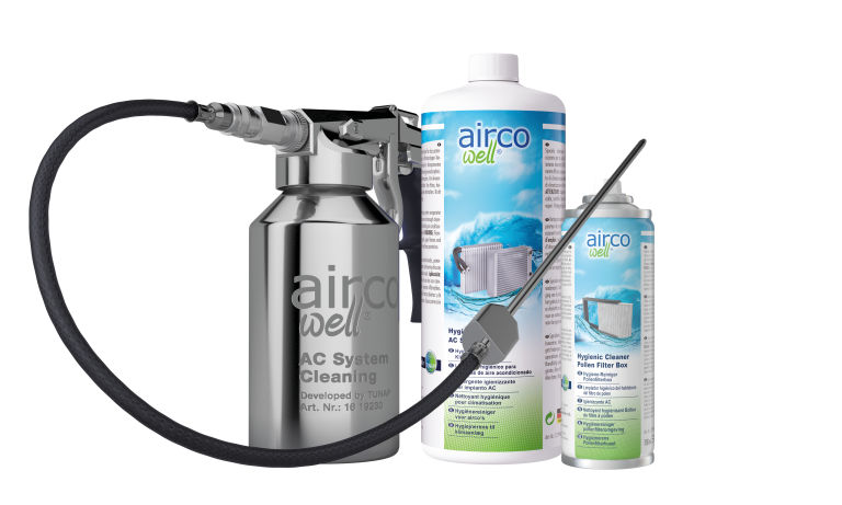 airco well набор TUNAP Cup Spray Gun with hose and probe next to two bottles with cleaning fluid
