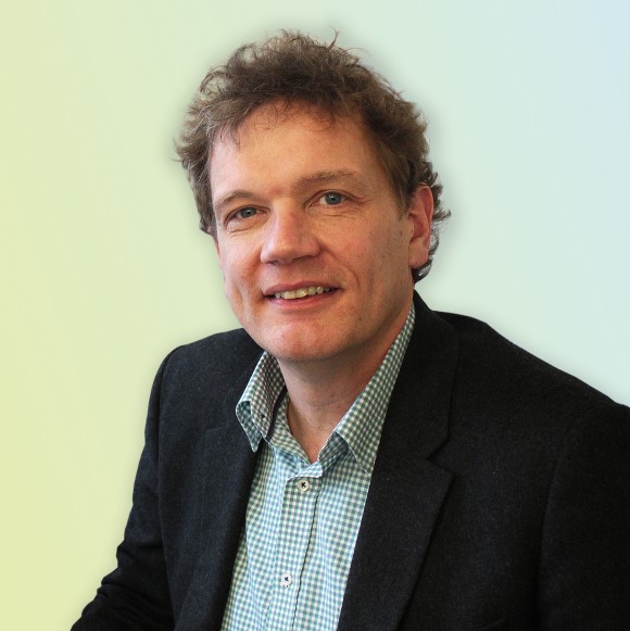 Dr. Christoph Hochstein Dr. Christoph Hochstein